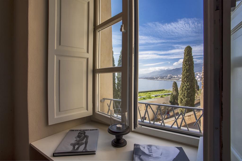 Апартаменты U Palazzu Ghejenuvese Бастия Экстерьер фото