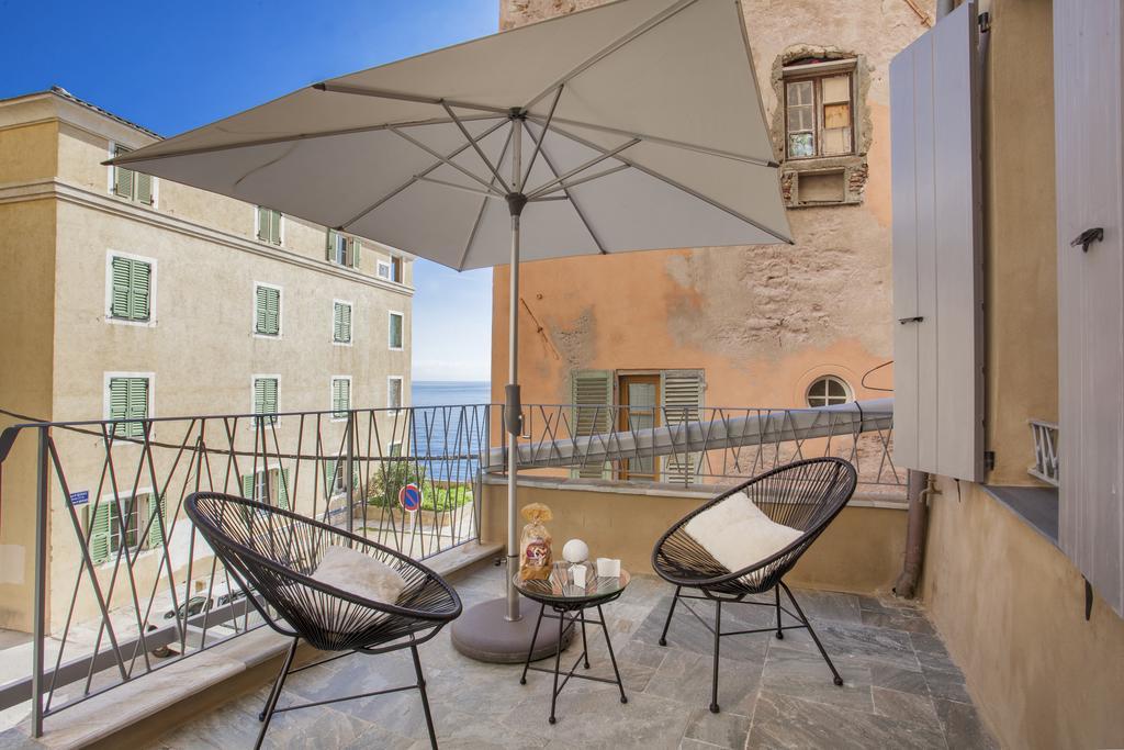 Апартаменты U Palazzu Ghejenuvese Бастия Экстерьер фото